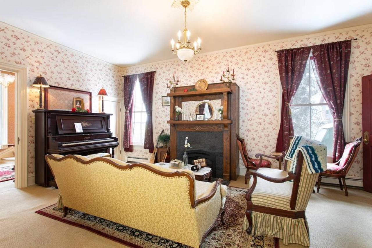 Rose Street Bed & Breakfast Джорджтаун Екстериор снимка