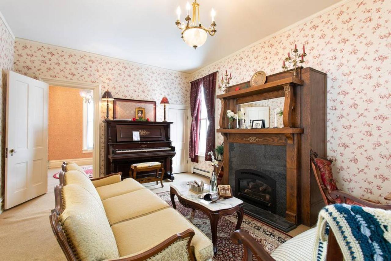 Rose Street Bed & Breakfast Джорджтаун Екстериор снимка